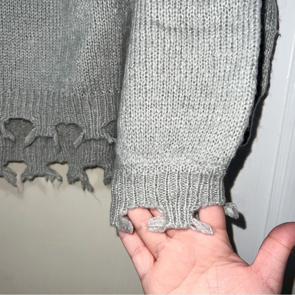 Freshman 1996 Wide Neck Distressed Knit Sweater - Gray, Size M - Picture 6 of 12